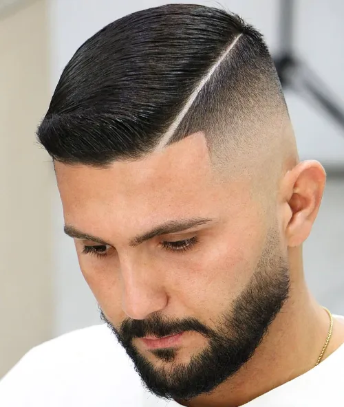 Hairstyles for Men: Picture of a man with side part