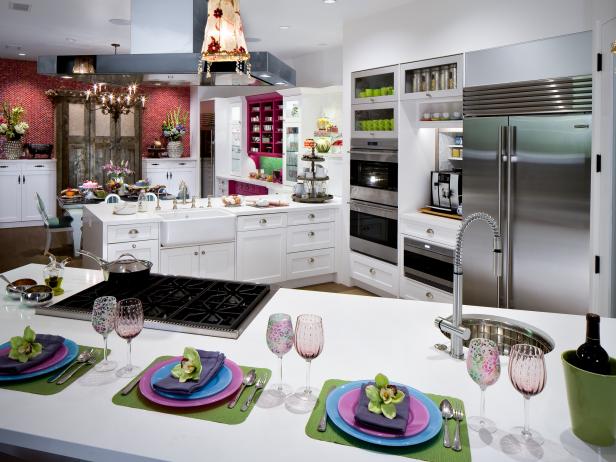 Kitchen With A Splash Of Colors