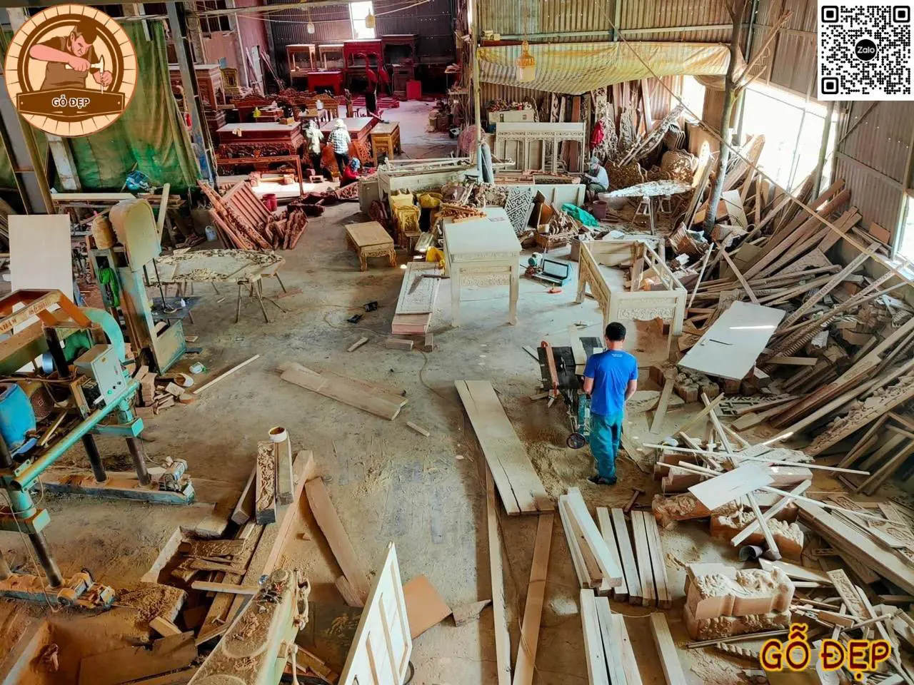 Xưởng sản xuất bàn thờ quy mô lớn tại Hà Nội