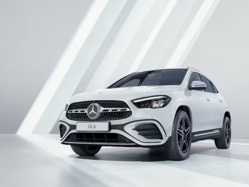 รถยนต์  Mercedes-Benz GLA 200 AMG Dynamic (Facelift) 2024 มีทั้งหมด 4 สี 