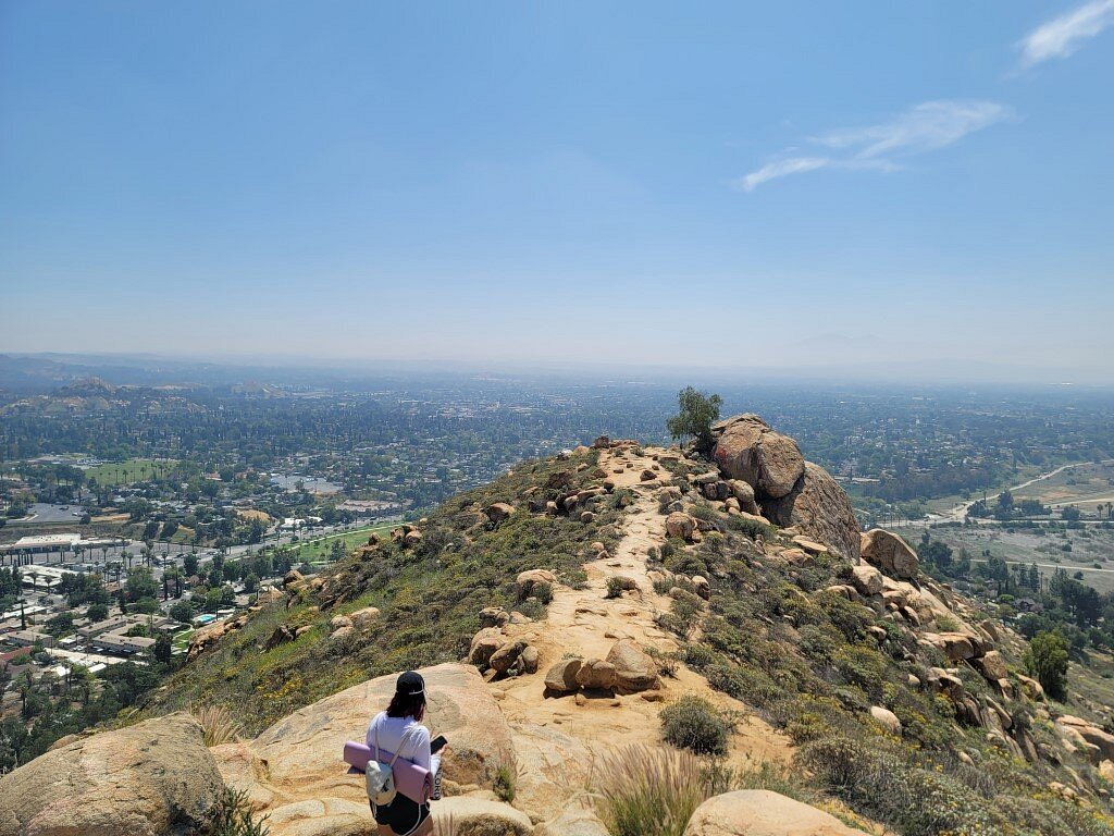 mt. rubidoux trail 