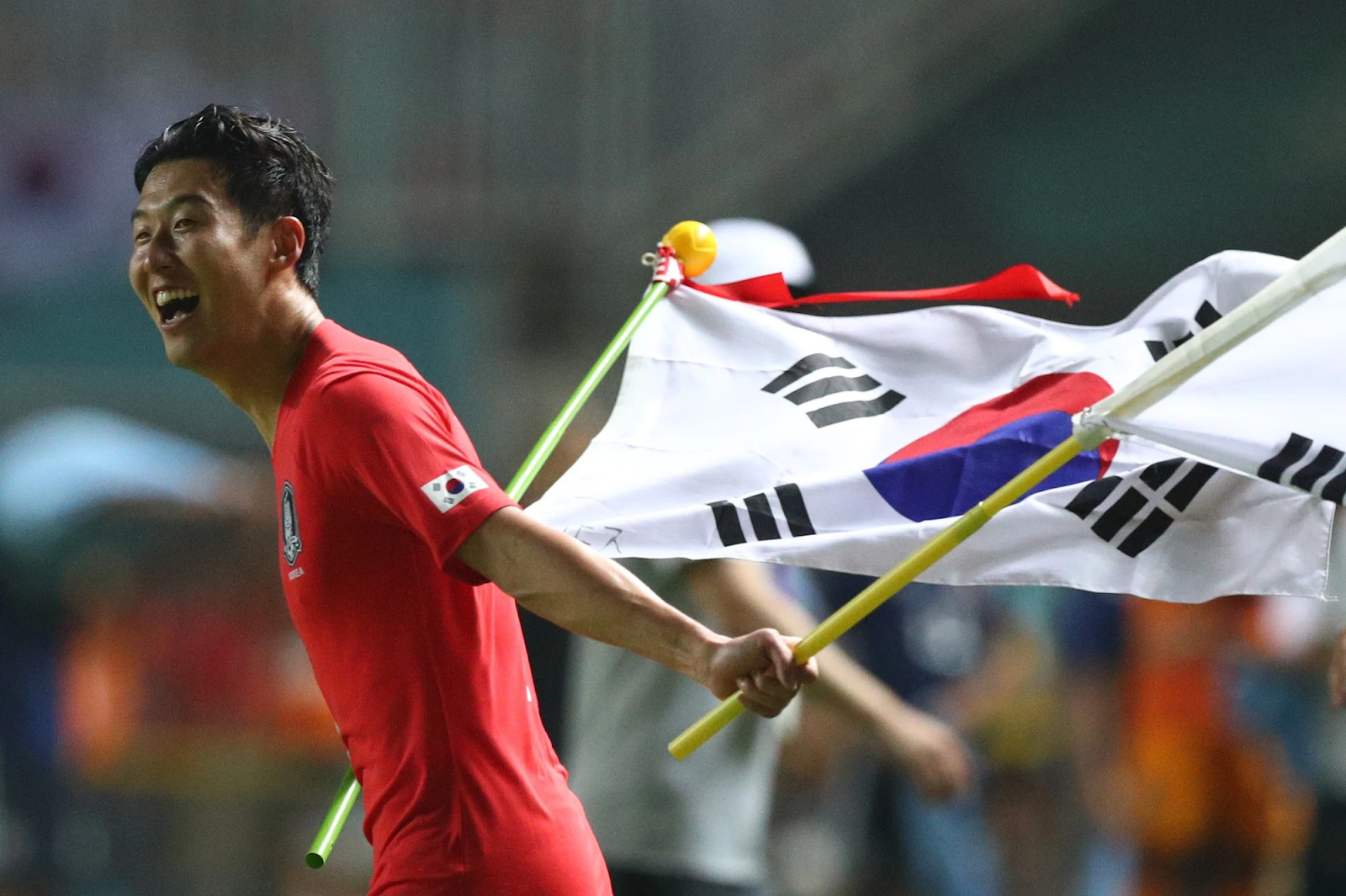  Son Heung Min An Mừng Chiến Thắng Nghẹt Thở của Đội Tuyển Hàn Quốc Trước Saudi Arabia 