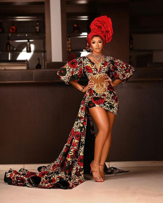 Beautiful picture of Liquorose slaying the Ankara with her train