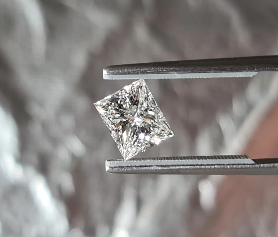 princess shaped diamond with a modified brilliant cut