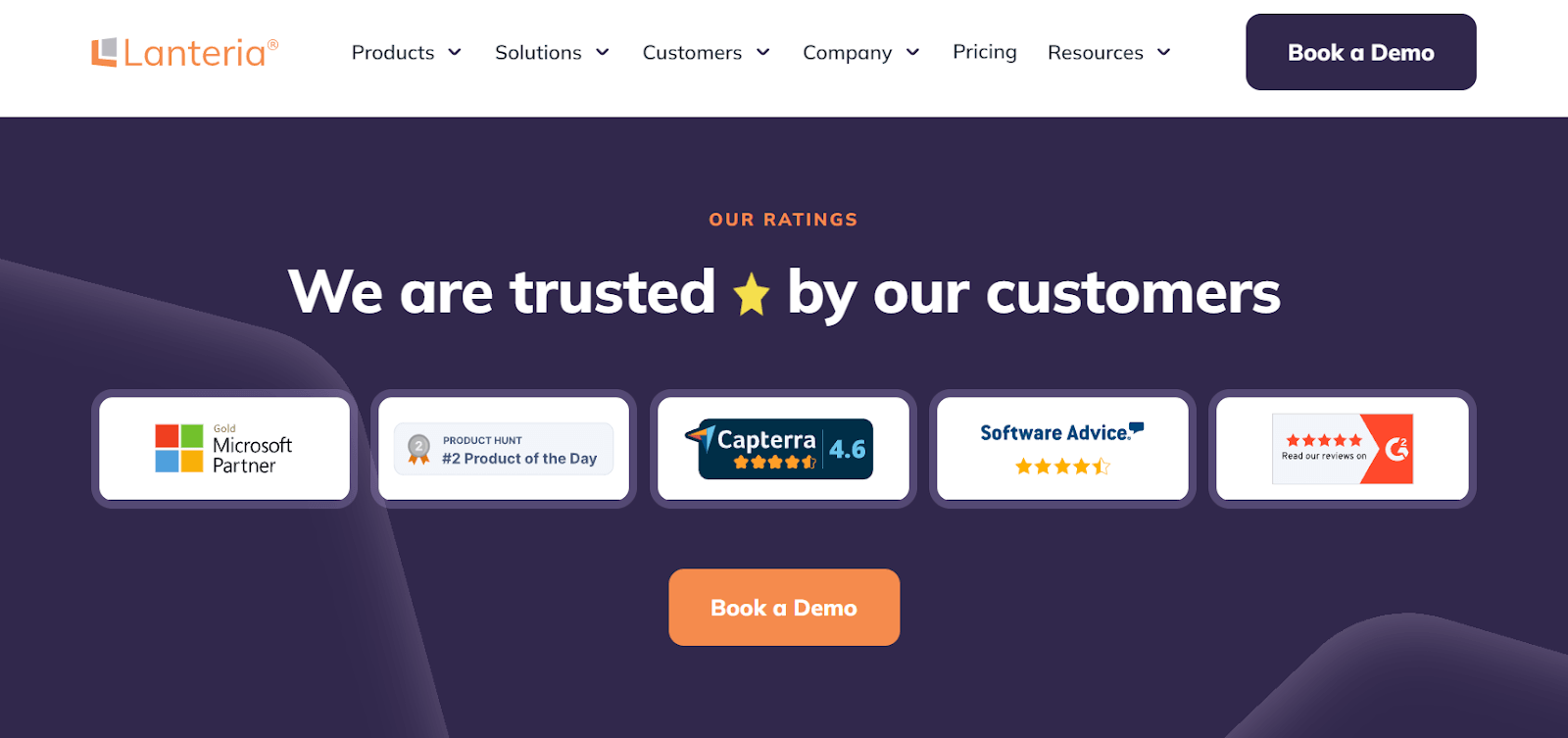 example of company featuring ratings and reviews on their homepage to build trust