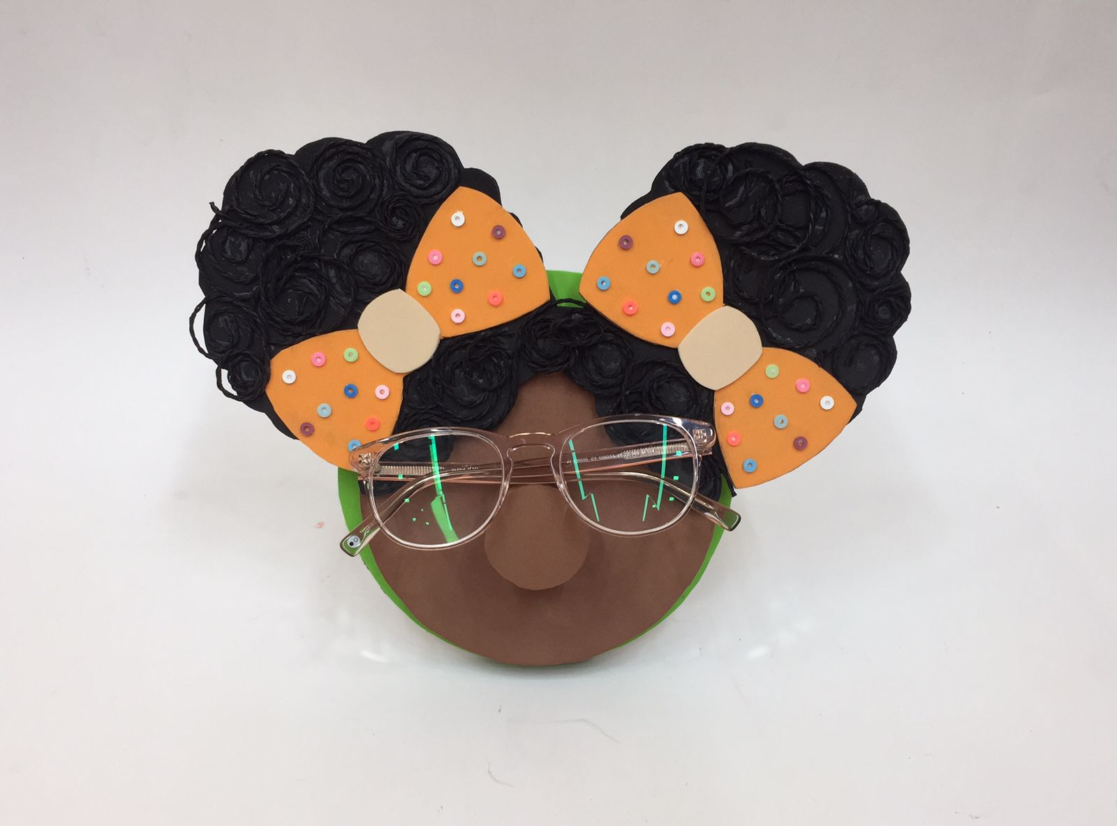 Make a Eyeglass Holder Paper Craft Activity for Kids