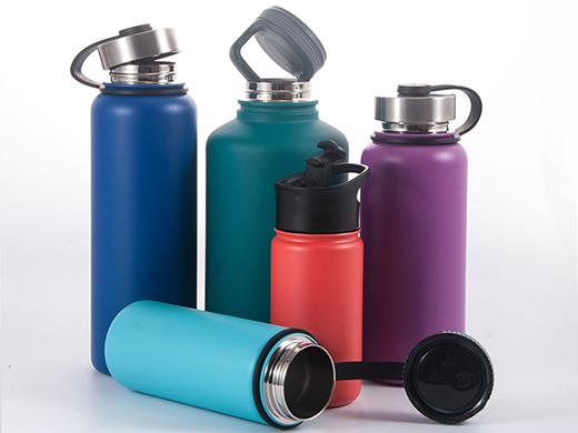 9-Step Guide to Bring New Water Bottle Drinkware to Market