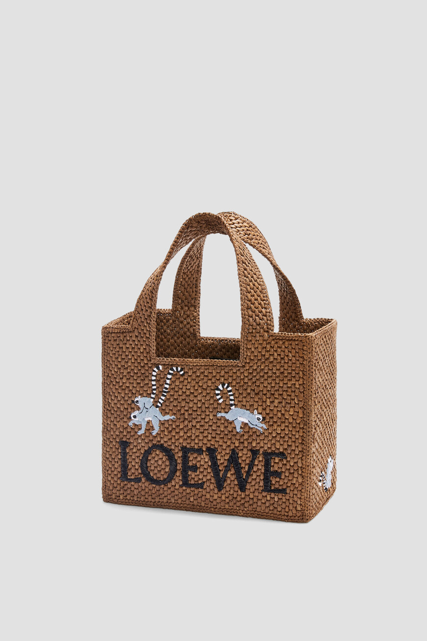 Как прославился модный дом LOEWE