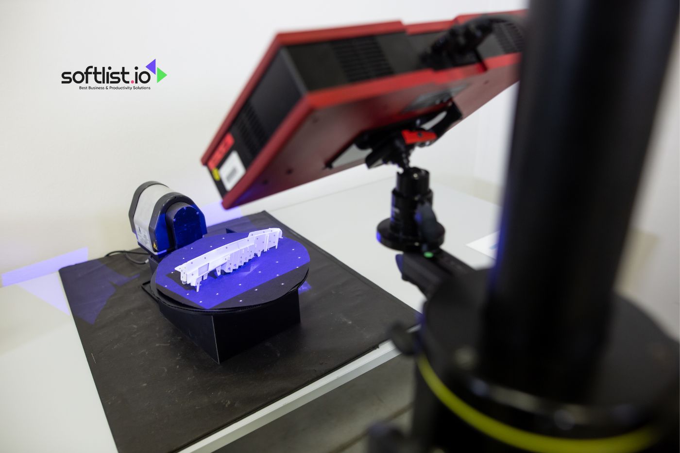 3D scanner scanning plaster tooth