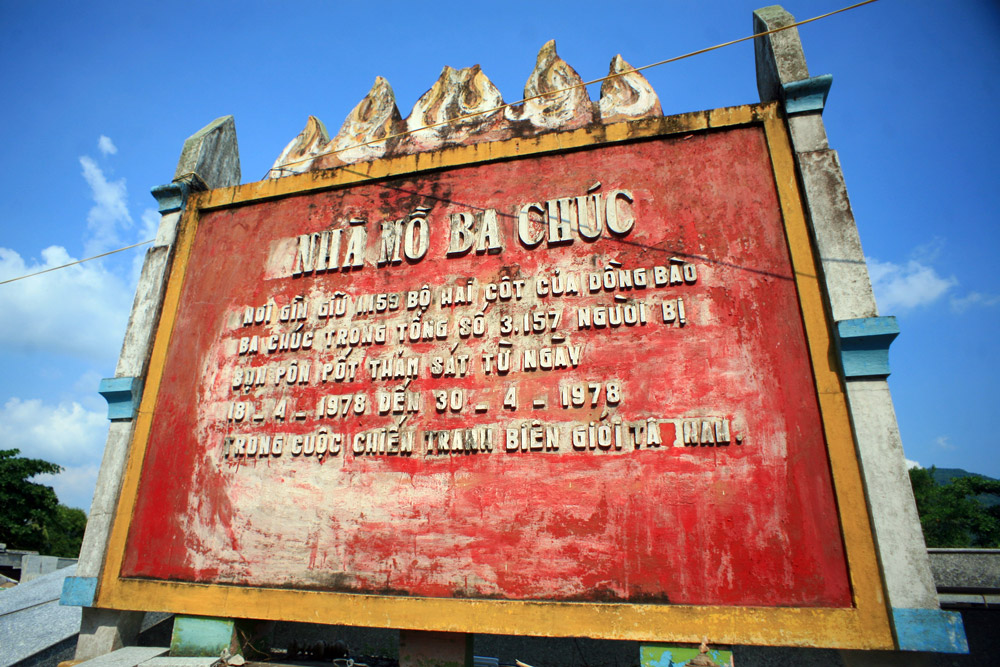Nhà mồ Ba Chúc – chứng tích rùng rợn của tội ác Khmer Đỏ