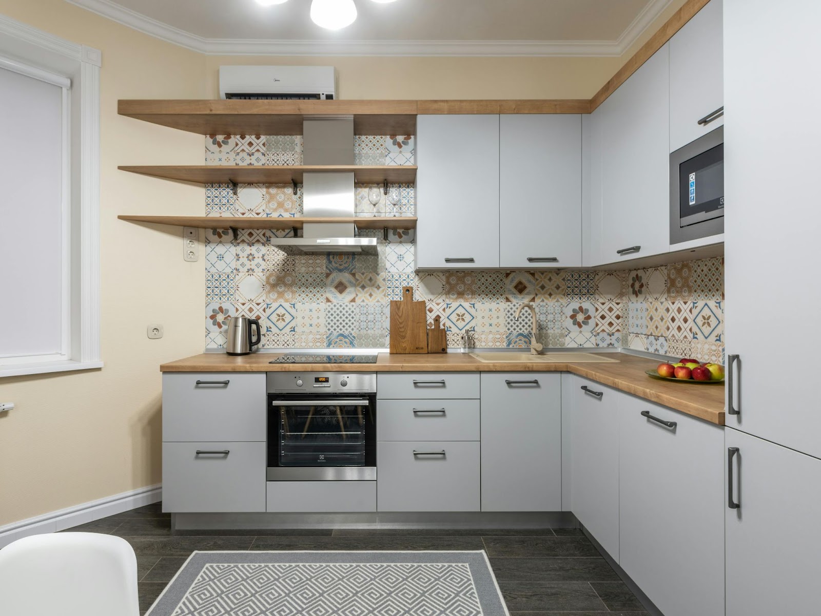 kitchen functionality and deco