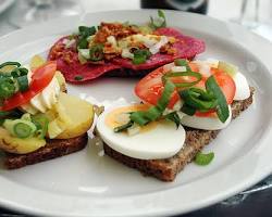 Smørrebrød, bánh mì kẹp Đan Mạch