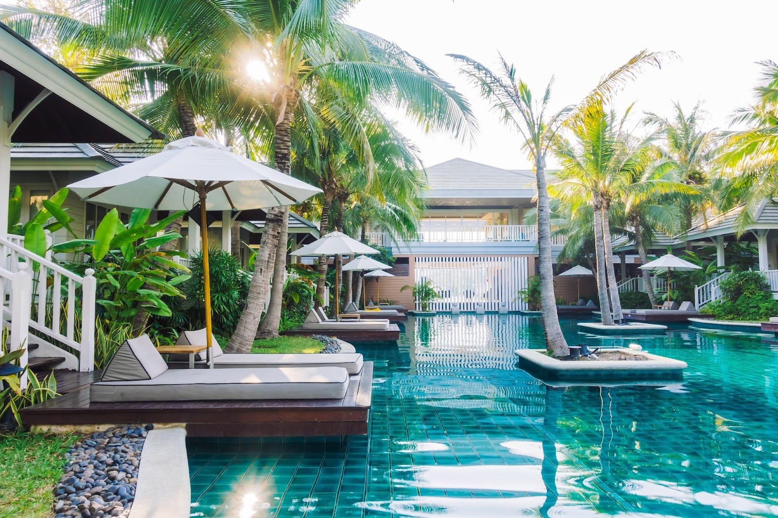 Lavish Getaways Embrace Opulence