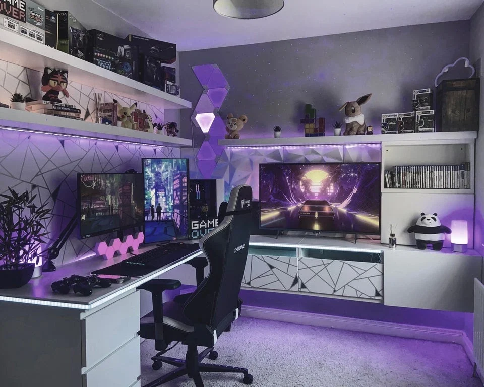 Desain kamar gaming warna ungu