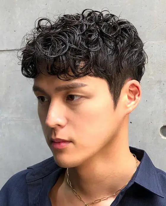 Picture showing a korean guy rocking a perm cut