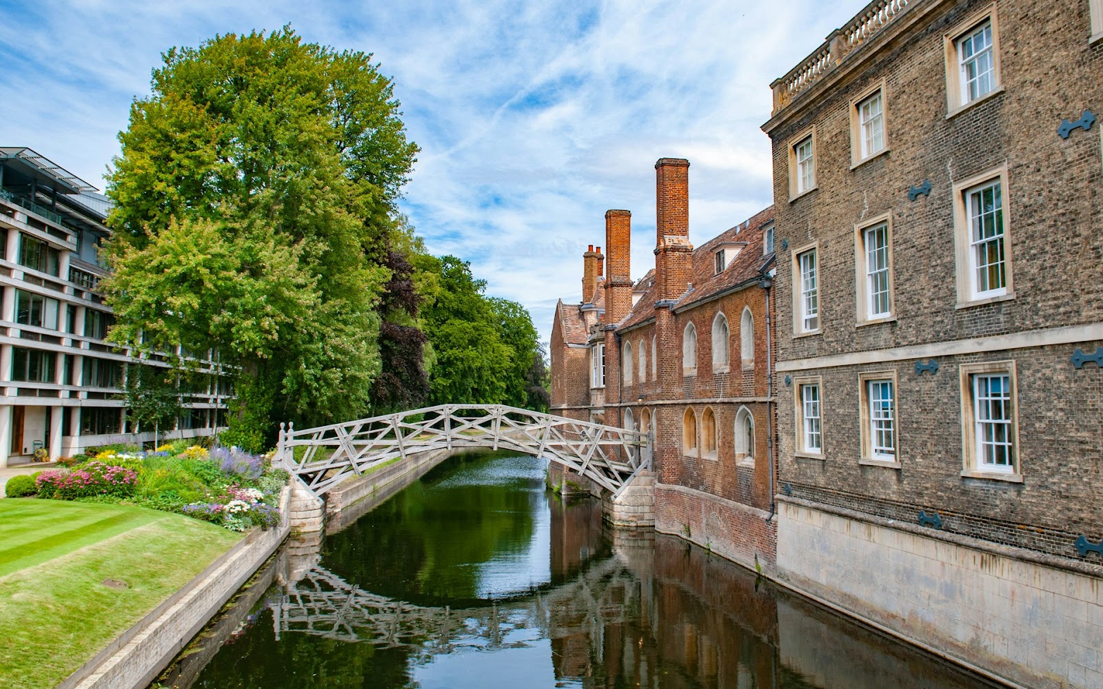 Mathematical Bridge - Best Things to Do in Cambridge