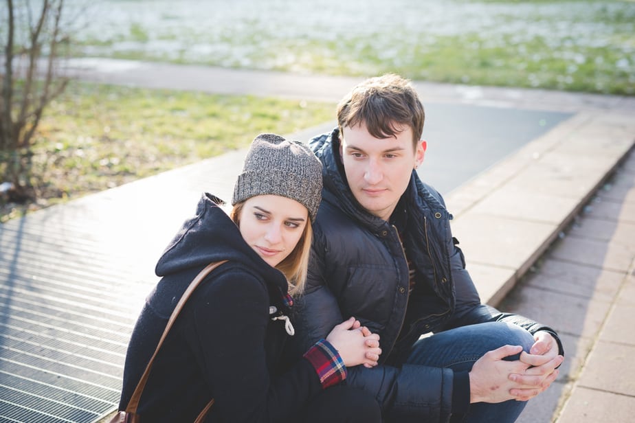 5 Key Differences Between A Protective Boyfriend And A Controlling One