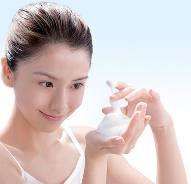 Làm sạch da là bước đầu tiên và quan trọng nhất trong chu trình chăm sóc da