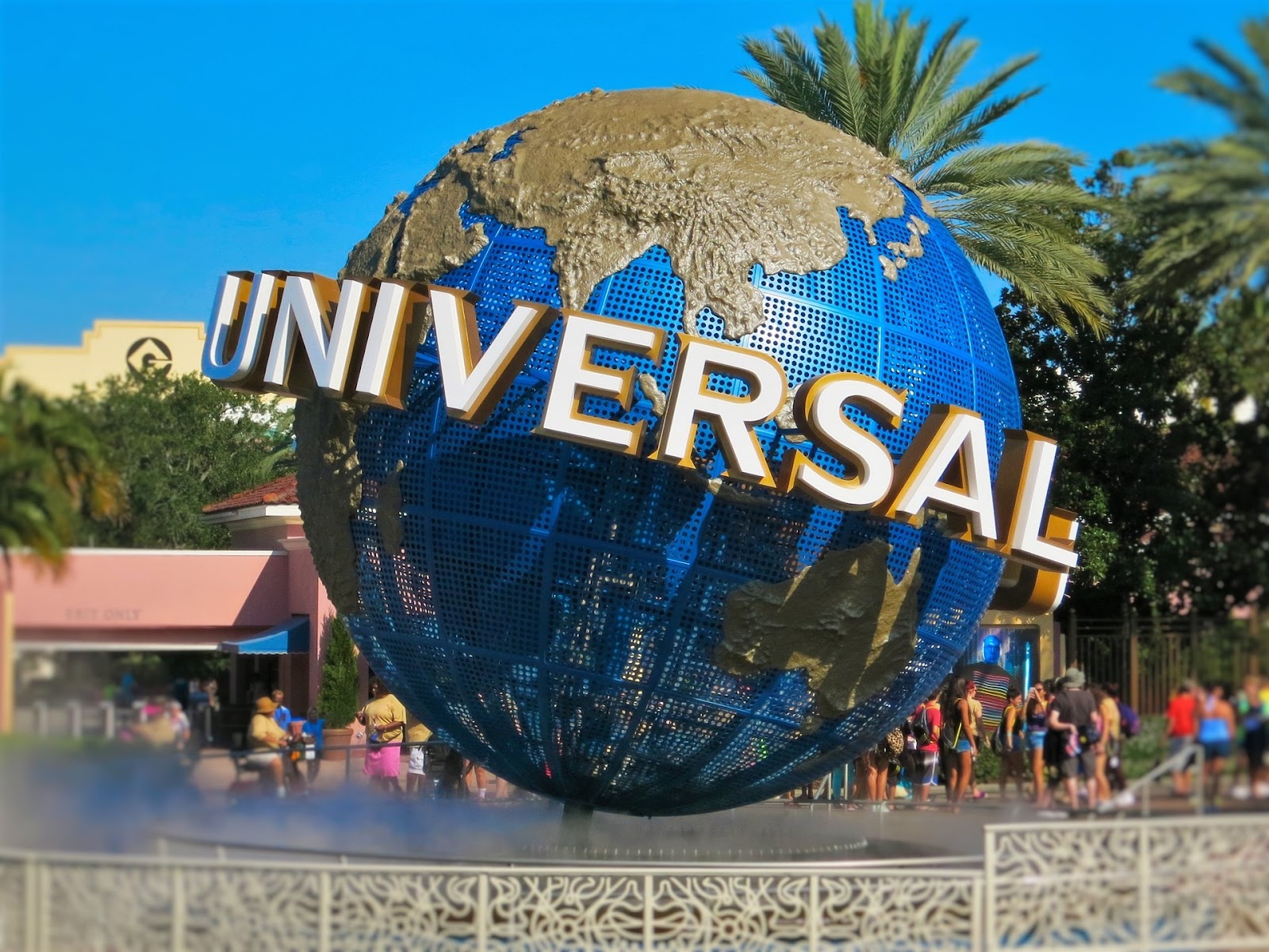 Universal Studios Sign