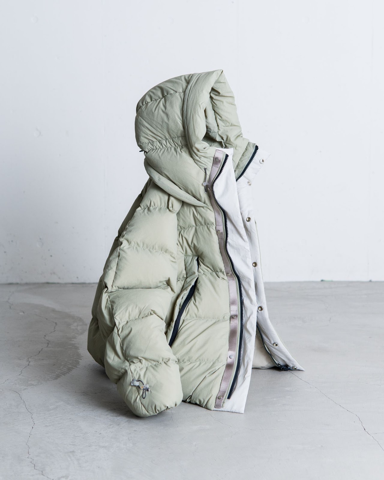 ROTOL ESKIMO HOOD DOWN JACKET