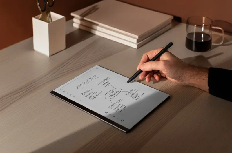 reMarkable 2: Paper-Like E-Ink Display & Writing Experience