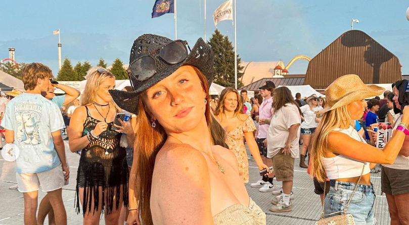 Who is Pressley Hosbach&rsquo;s sibling?