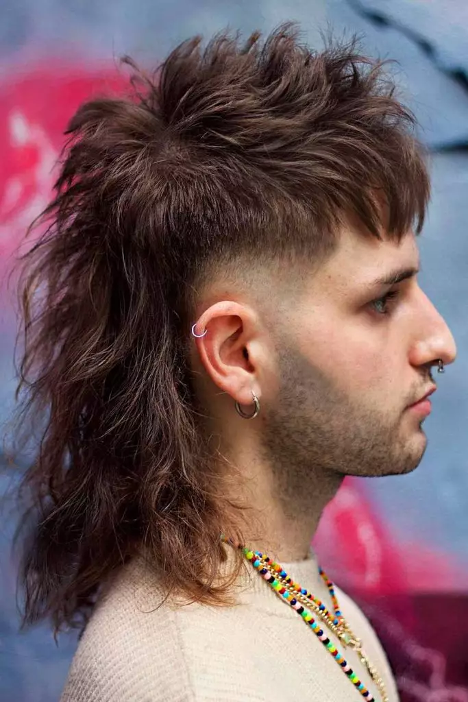 Picture of a guy rocking the mullet