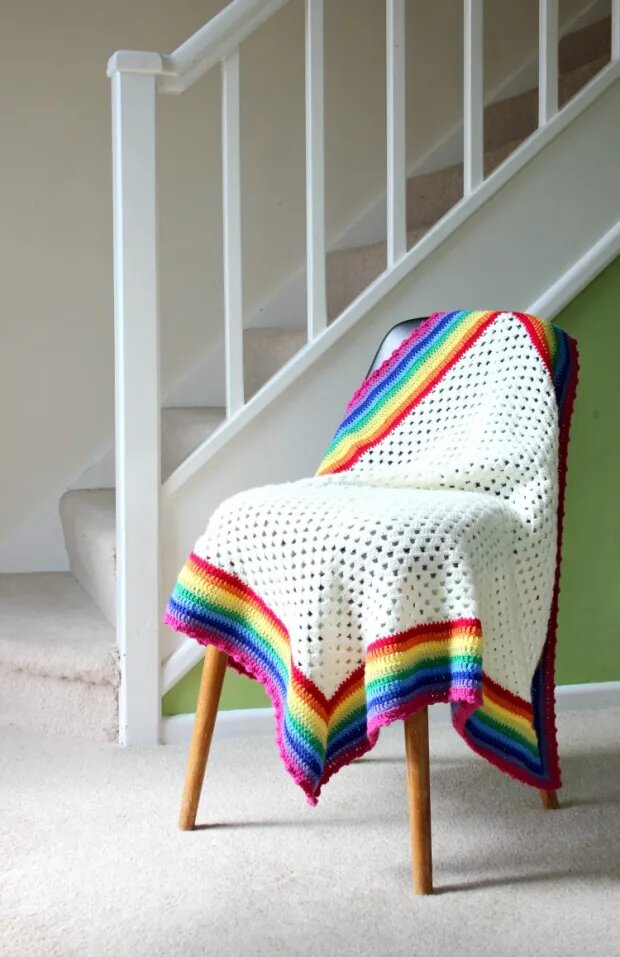 Simple and easy Crochet rainbow blanket patterns