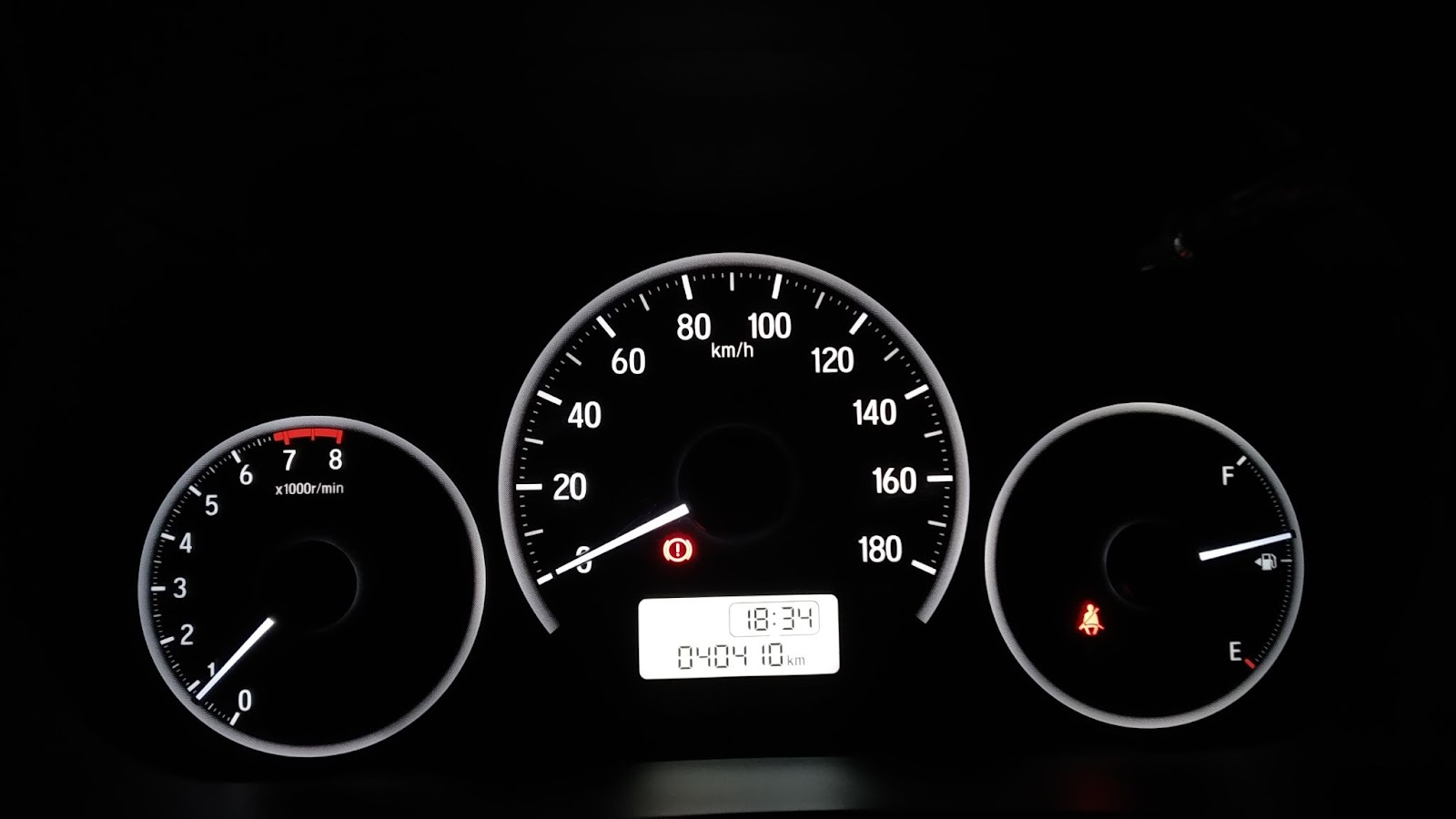 Merawat & Mengganti Lampu Speedometer Mobil Agya Bekas