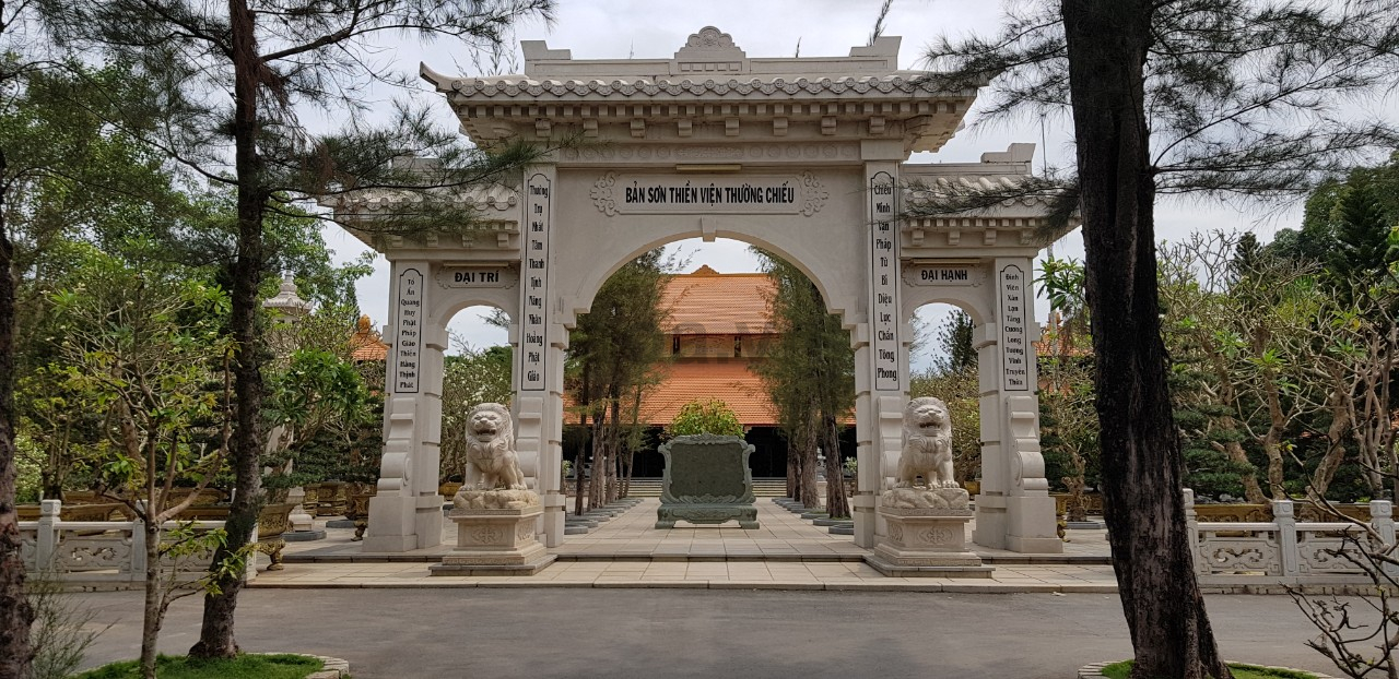 Thiền Viện Thường Chiếu nằm trong hệ thống Trúc Lâm thiền viện