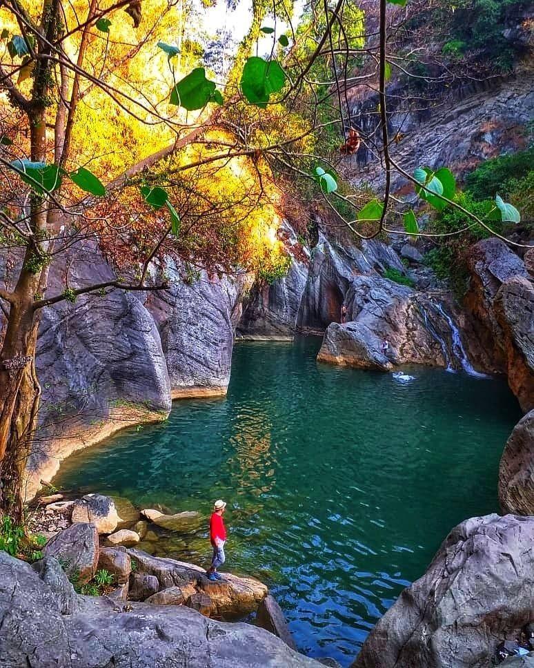 Sanghyang Heuleut Bandung: Info Lokasi Wisata, Rute, Harga