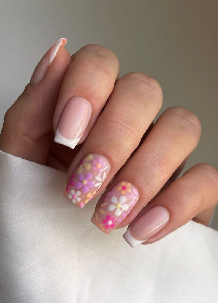 Picture of a gorgeous floral nail art