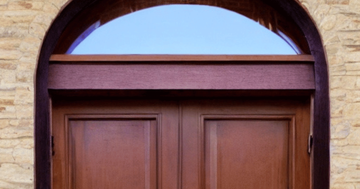 Cinnamon Front Door in classic style
