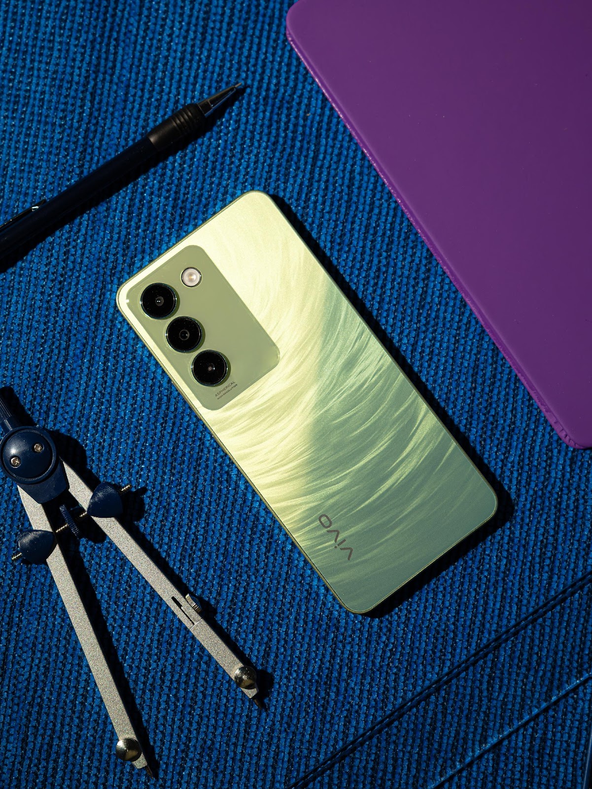 vivo Y100