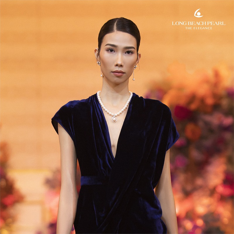 Tặng vòng cổ ngọc trai cho mẹ sang trọng tại Long Beach Pearl