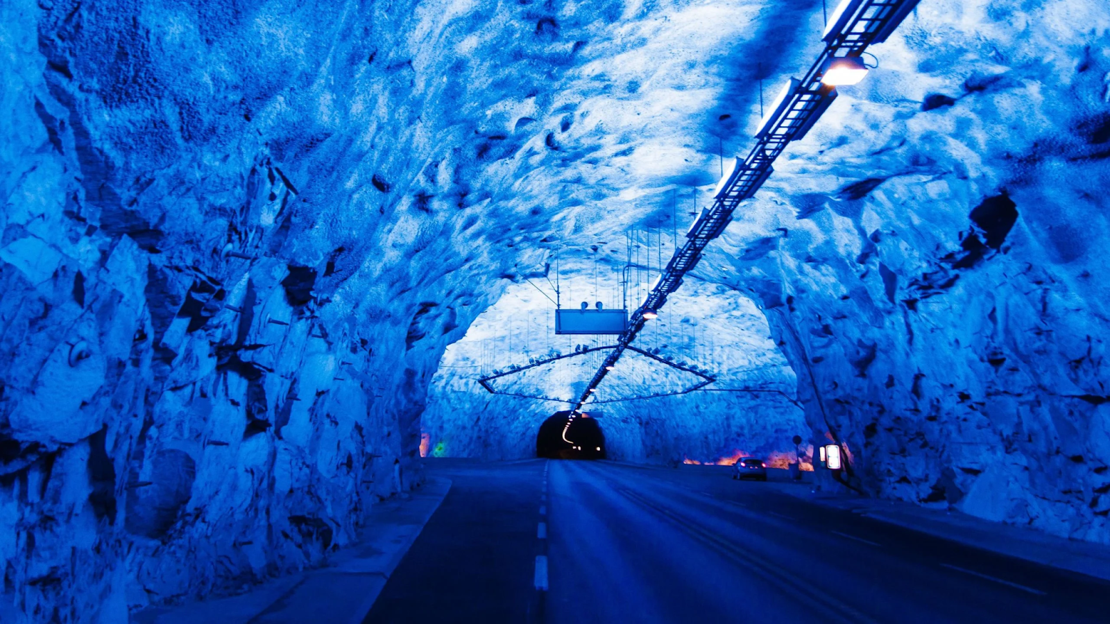 Terowongan Lærdal adalah terowongan terpanjang di dunia (Photo: Life in Norway)