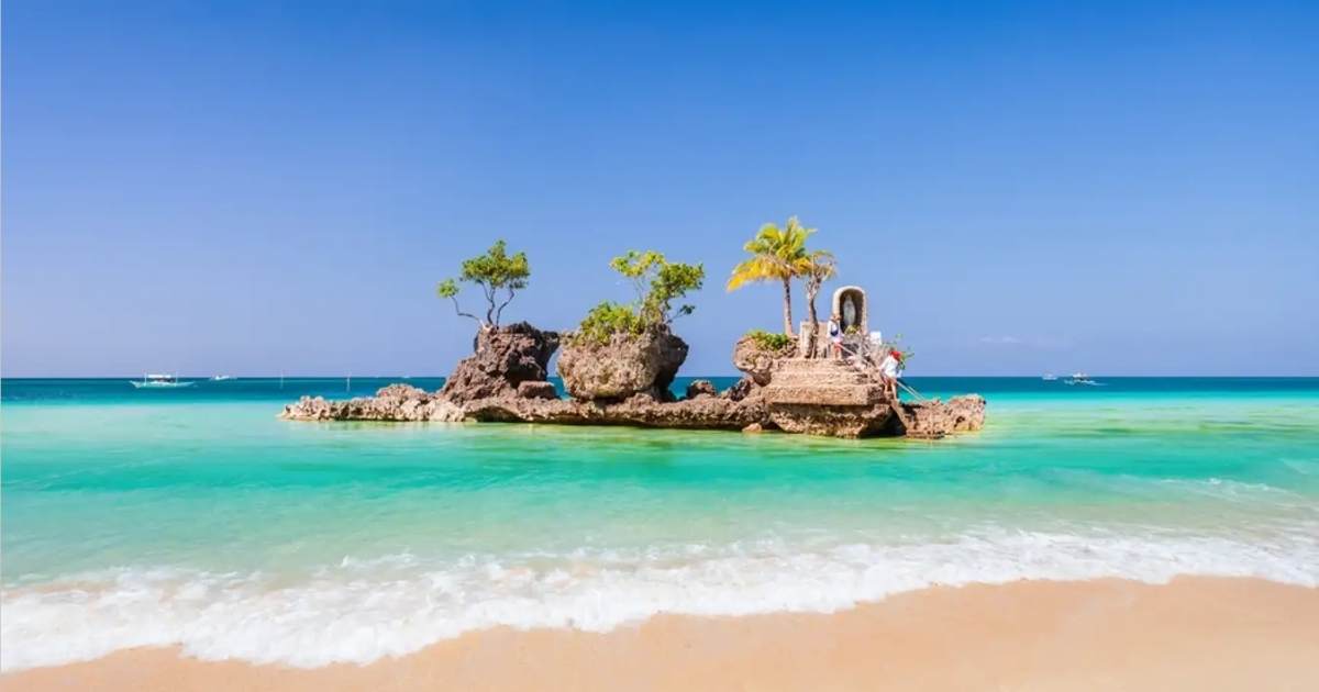 Boracay: A Slice of Heaven on Earth