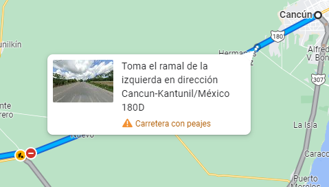 Captura de pantalla de Google Maps (una alternativa al estimador de casetas), que contiene un aviso de peaje en Cancún.
