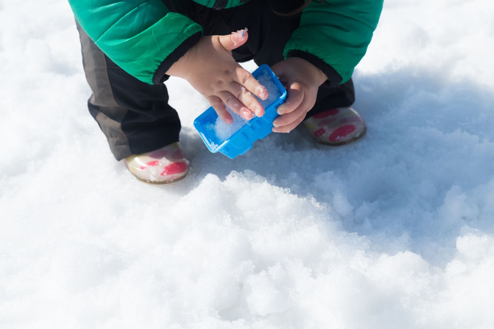 1歳児におすすめの雪遊び5選