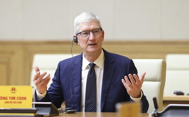 Vừa rời Việt Nam, CEO Apple nói muốn xây nhà máy ở Indonesia