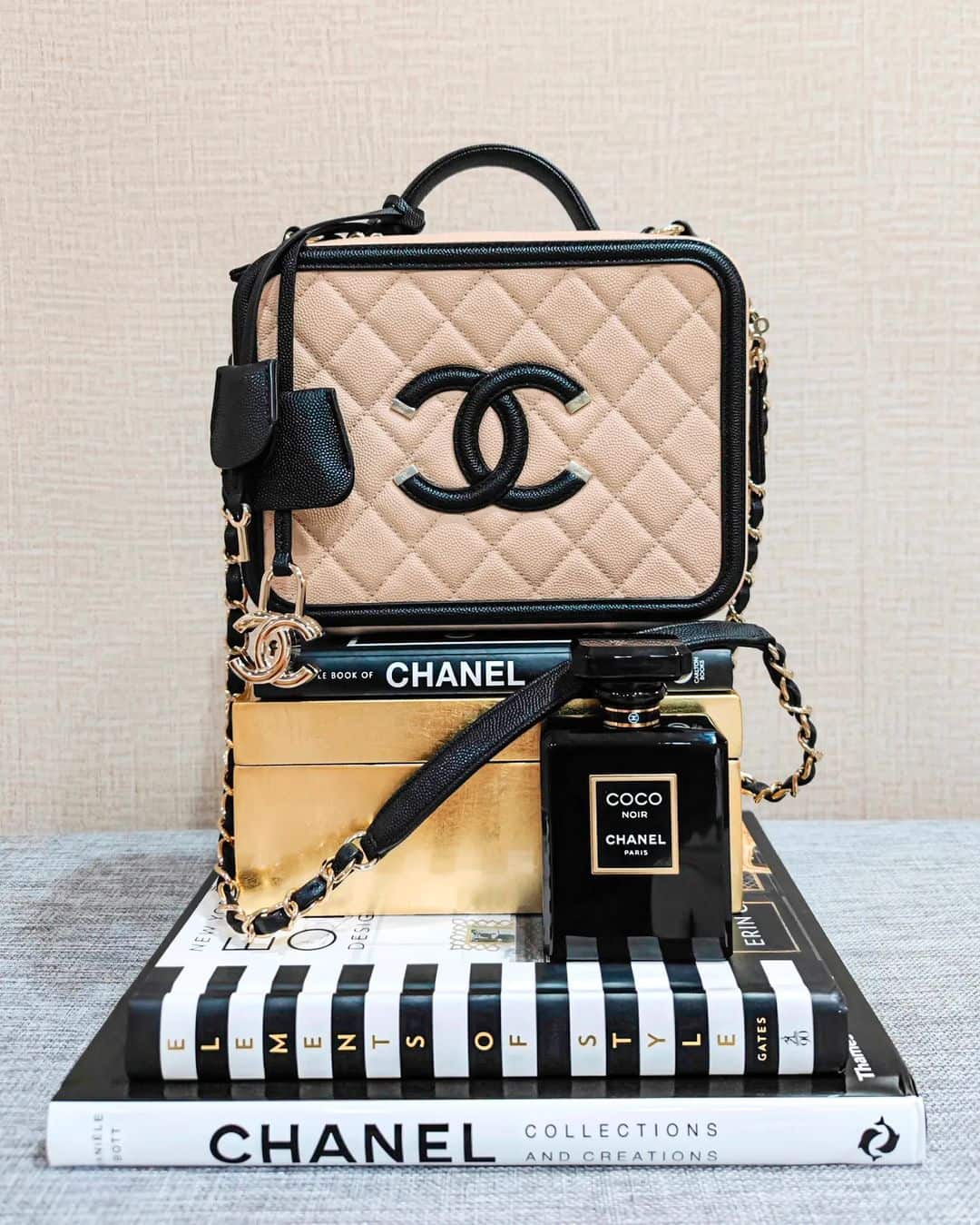 Chanel CC Filigree Vanity Case