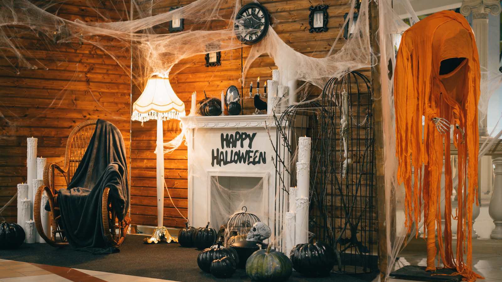 Halloween Home Decor - Freaky living spaces