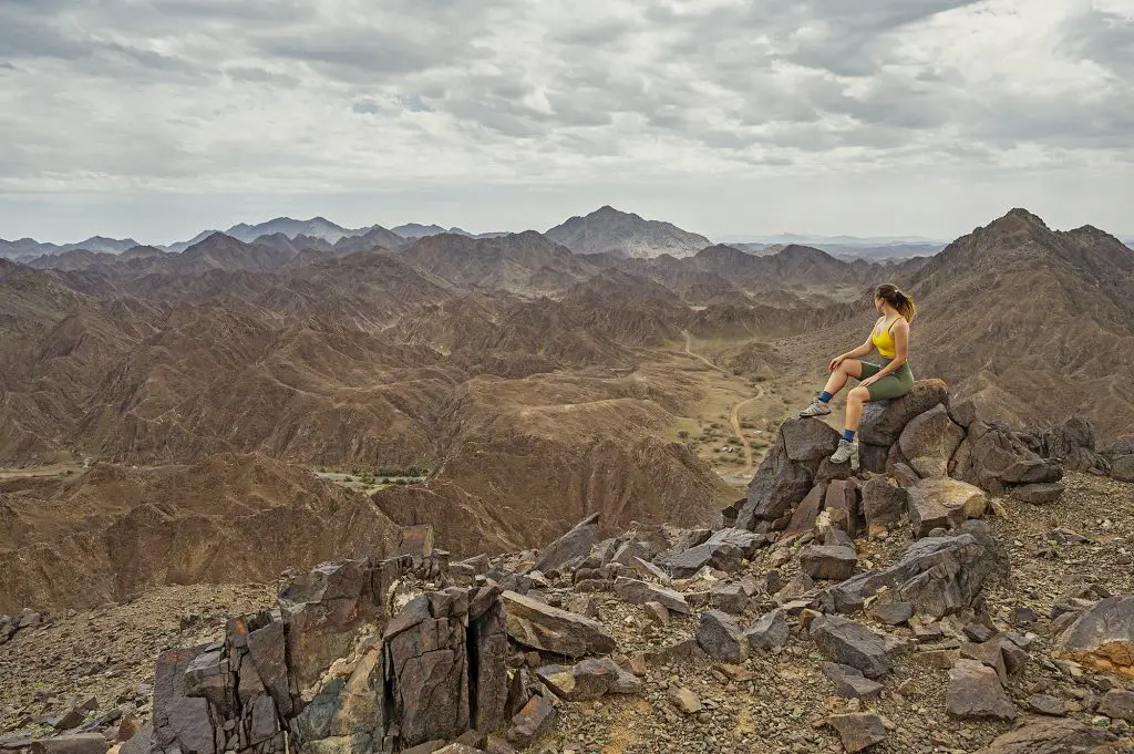 Hiking in Dubai: The 10 Best Trails in the UAE
