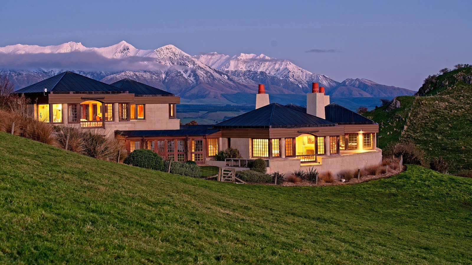 Luxe Escapes Luxurious Delights