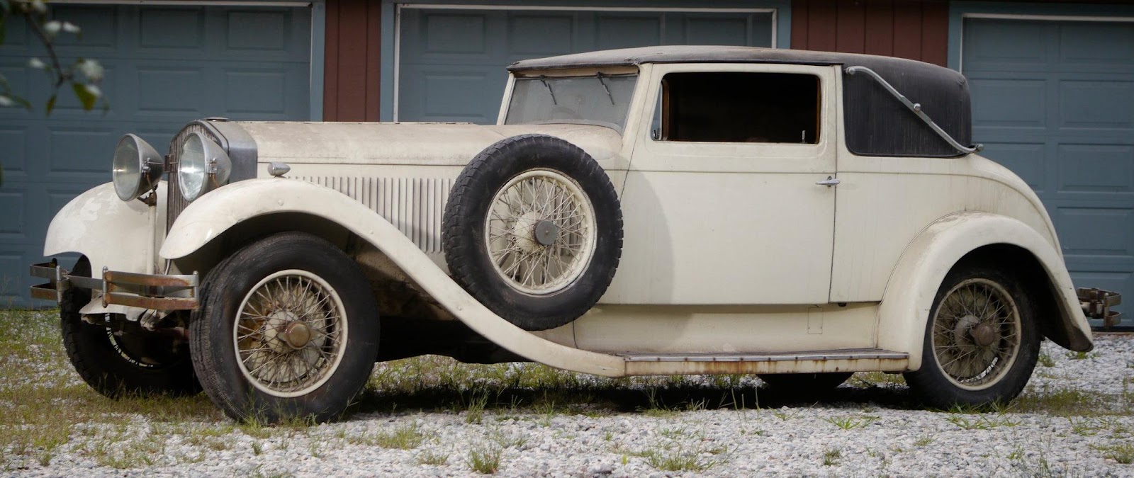 Rebuilding Classics Car Restoration Art