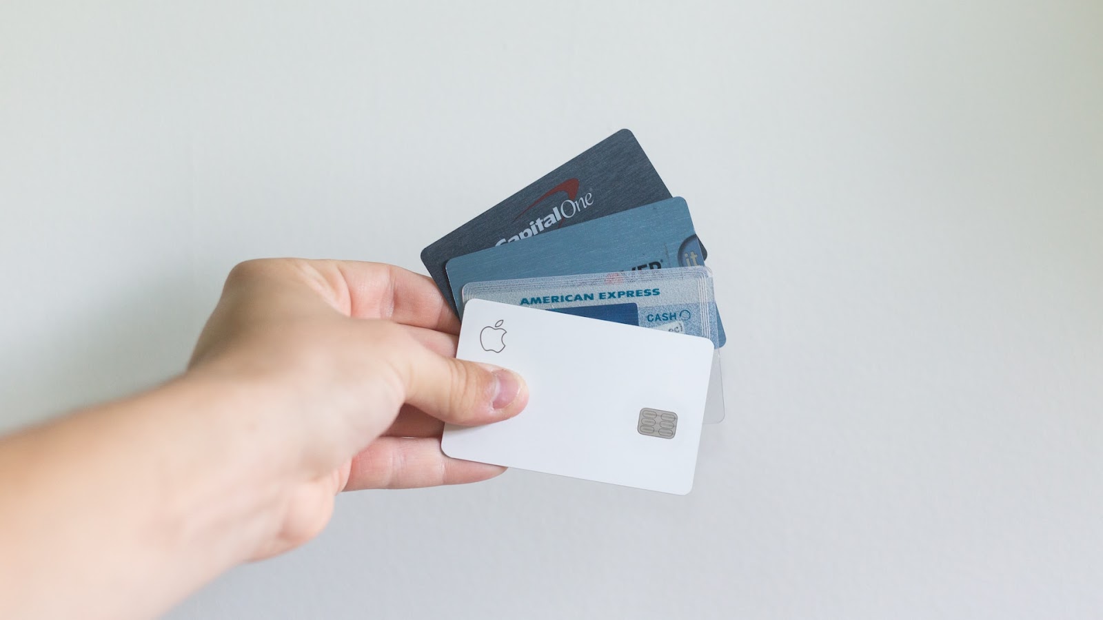 スタートアップ企業は法人カードを発行できるのか　クレジットカードナビ