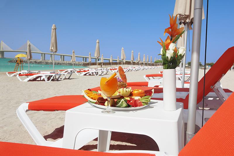 Al Bateen Beach Abu Dhabi | EMIC