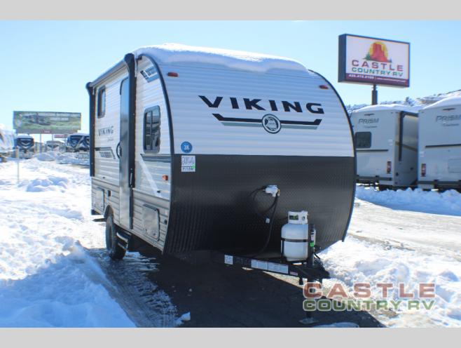 Find more deals on lightweight RVs when you shop at Castle Country RV today.