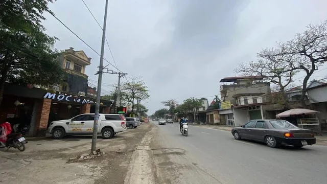 Quốc lộ 6 đoạn qua phường Biên Giang