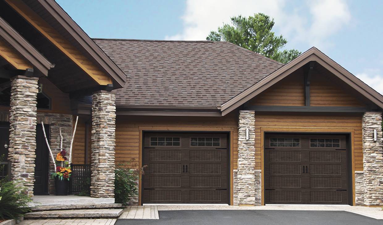 Struggling to pick the right garage door window style? Find out what’s available and how you can use them to spruce up your space!